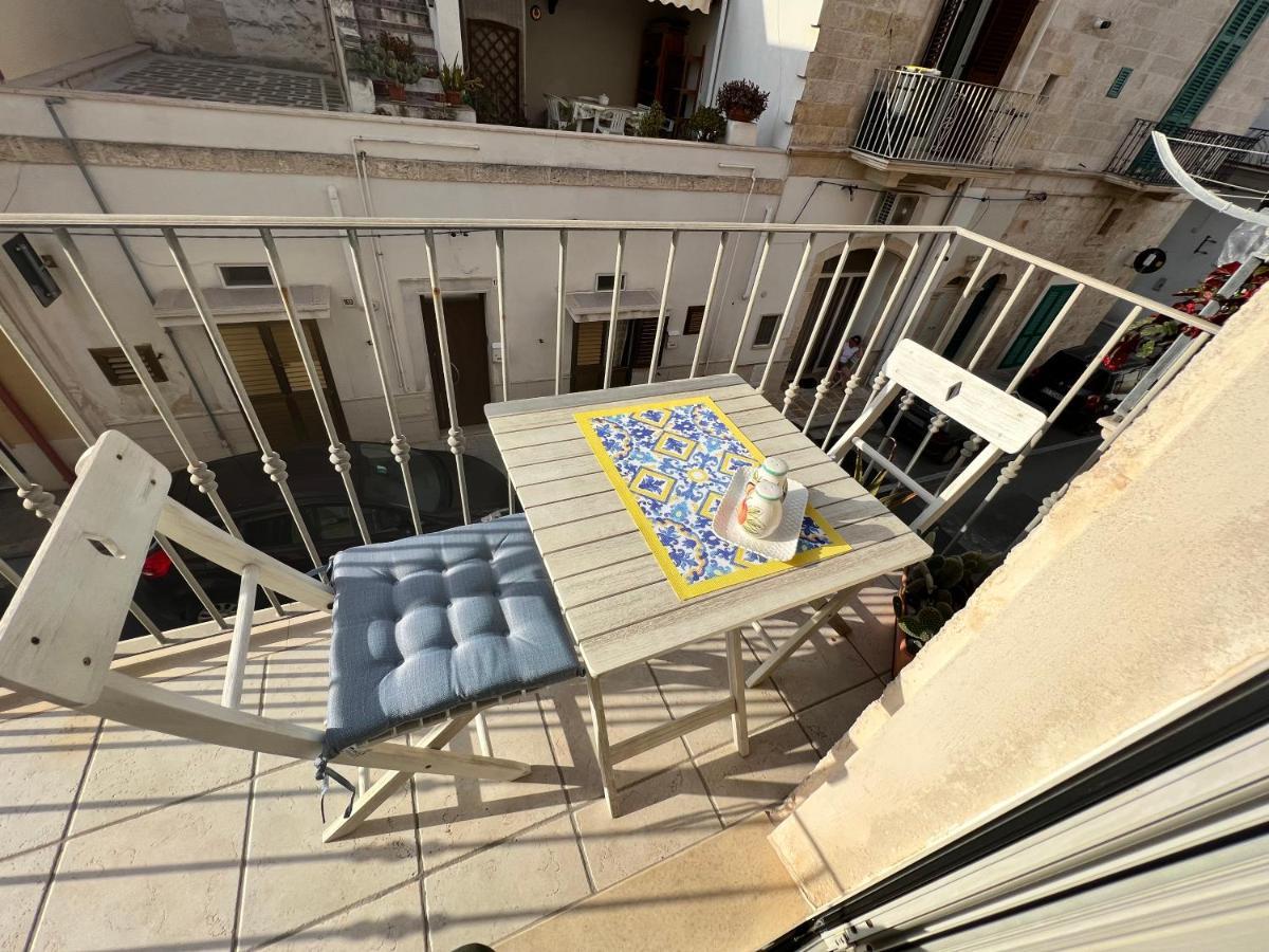 Donna Giulia Casa Vacanze Villa โปลีญาโนอามาเร ภายนอก รูปภาพ
