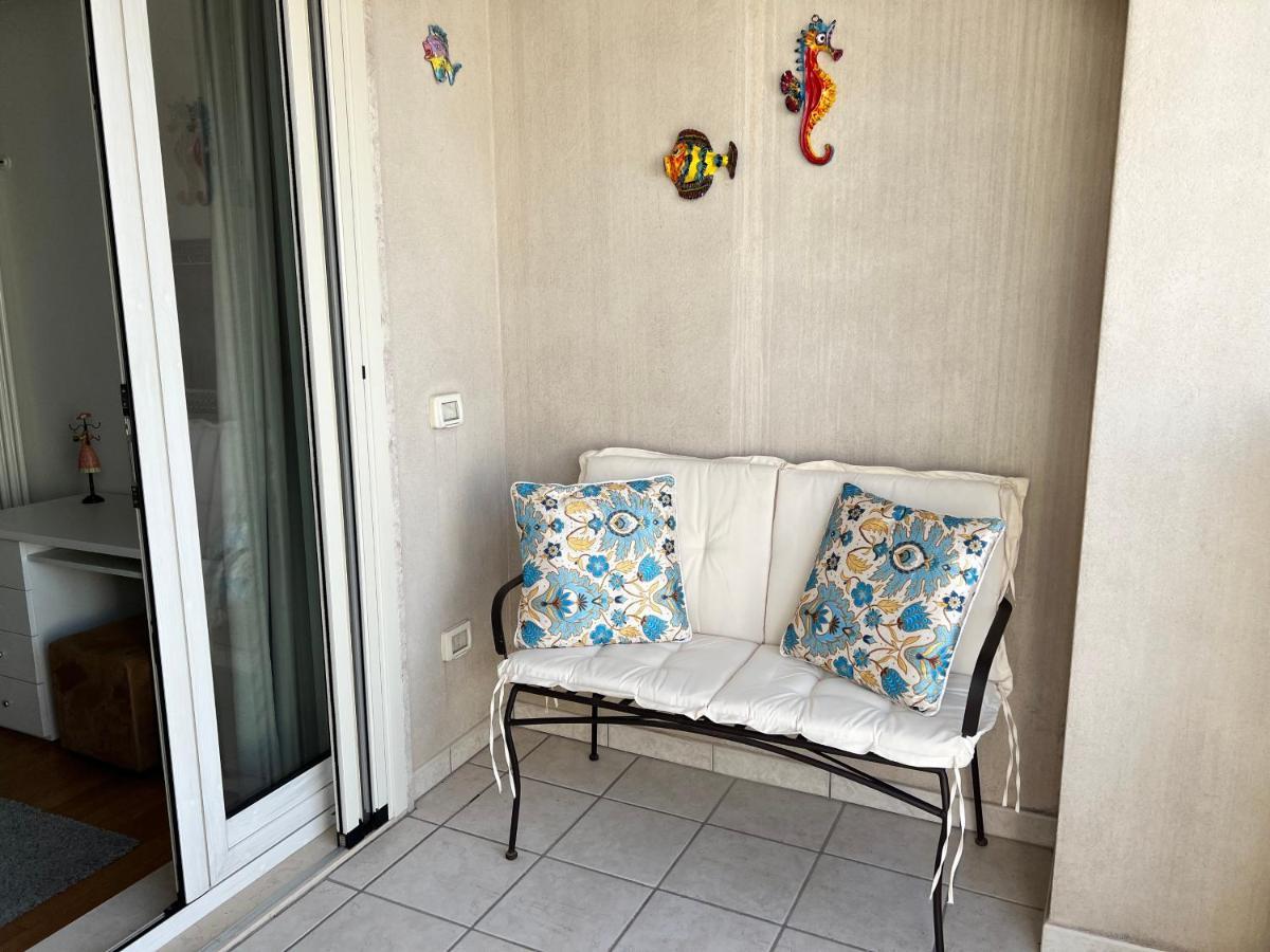 Donna Giulia Casa Vacanze Villa โปลีญาโนอามาเร ภายนอก รูปภาพ